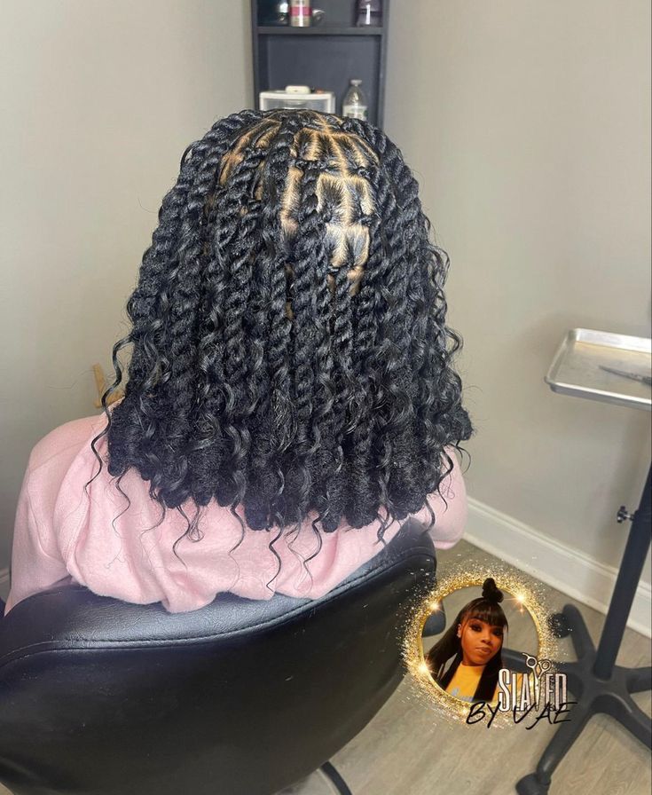 Black Hair Protective Styles, Women Cornrows, Short Box Braids Hairstyles, Faux Locs Hairstyles, Box Braids Hairstyles For Black Women, Cute Braided Hairstyles, Dyed Hair Inspiration, Cute Box Braids Hairstyles, Quick Braided Hairstyles