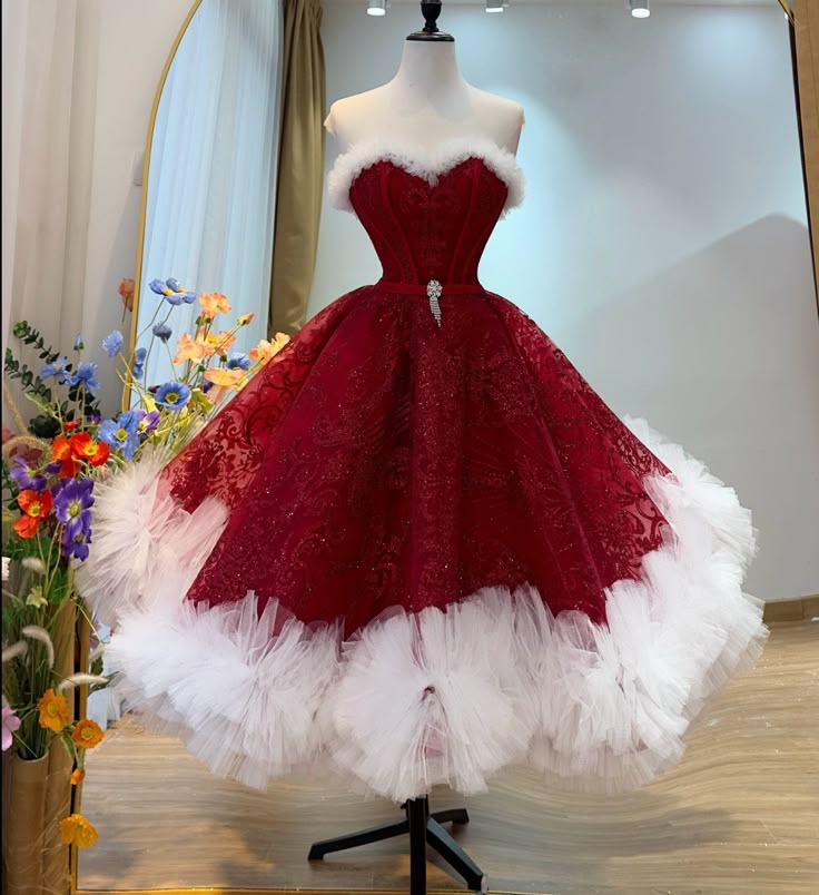 Pretty Christmas Dresses, Beautiful Red Dress, Christmas Shoot, Christmas Dresses, Pretty Christmas, Christmas Dress, Christmas Wallpaper, Christmas Day, Pretty Dresses