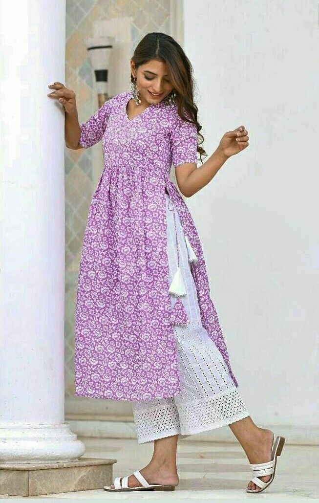 Women Kurta pant set Kurti Designs With Sleeves, Different Styles Of Kurtis, Cotton Kurti Pattern Design, Cotton Stylish Kurtis, Side Lace Kurti, Nyra Dress Design, Cut Tops Kurti Design, Ladies Kurties Design, Plazzo Kurti Design