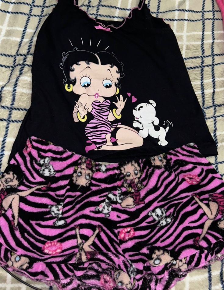 Betty Boop Pjs, Trashy Y2k Pjs, Trashy Y2k Pajamas, Pjamamas Outfit Y2k, Y2k Pjs Outfits, Y2k Pyjamas, 2000s Pjs, Y2k Pjs, Y2k Pajamas