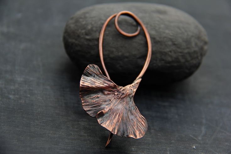 "ATTENTION I am going to be out of the studio EVERY WEEKEND from Friday to Monday. All orders placed Friday to Sunday are going to be processed and shipped following Tuesday and Wednesday, so please, plan accordingly. Truly one of the kind piece! Ginkgo leaf has been hand cut out of metal sheet, hammered to achieve natural looking and flowing shape and texture. Each every leaf will be slightly different due to the way the metal has been manipulated. Pin measures about 2 3/4\" or 7 cm long. You c Pearl Shawl, Leaf Shawl, Julia Jones, Sweater Brooch, Sweater Pin, Shawl Pin, Scarf Pin, Ginkgo Leaf, Shawl Pins