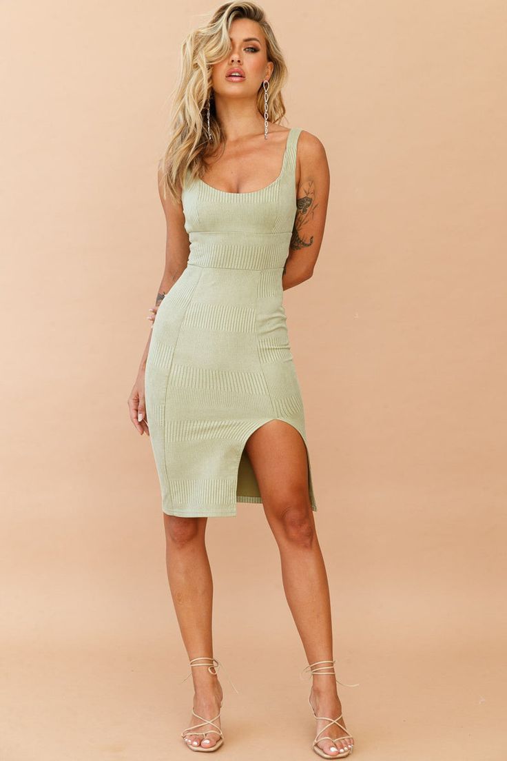 Dream Catcher Dress // Olive | Sage and Paige Denim Playsuit, Hawaii Outfits, Country Clothing, Dress Attire, Form Fitting Dress, Chic Outfit, Green Midi Dress, Edgy Outfits, Fancy Dresses