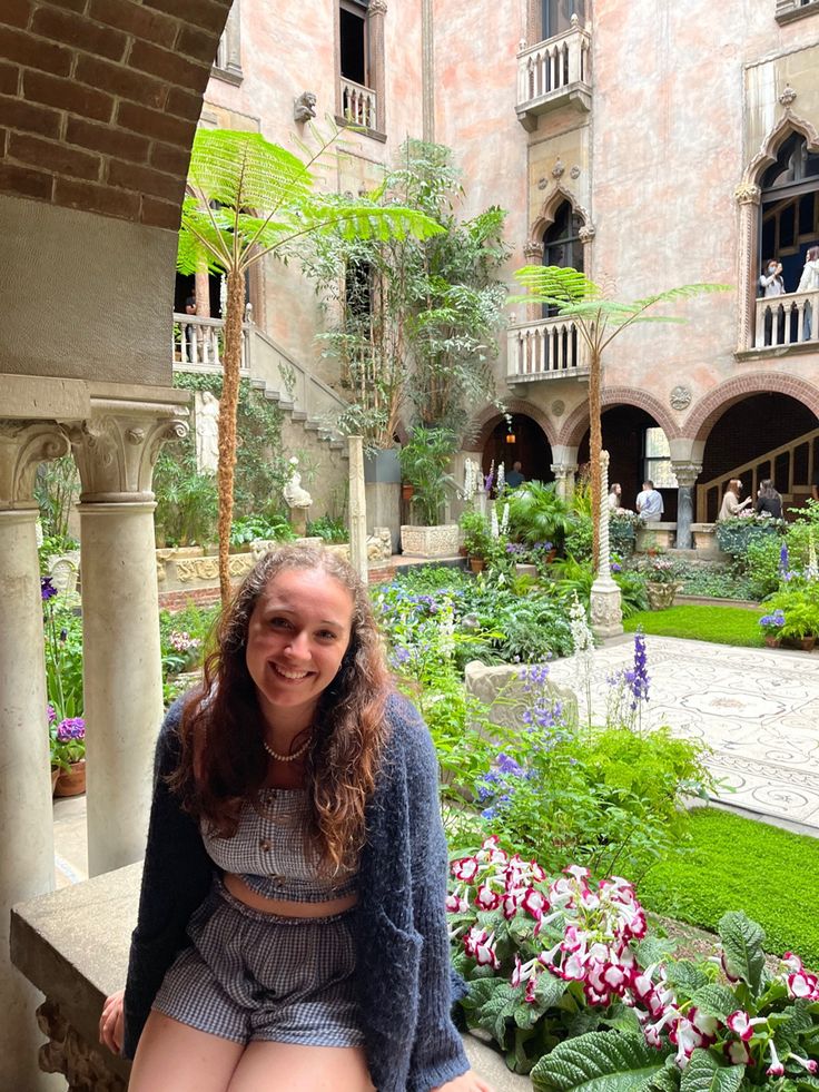 spring flowers museum Insta Pic Ideas, Isabella Stewart Gardner Museum, Isabella Stewart Gardner, Gardner Museum, Instagram Ideas, Pic Ideas, Travel, Instagram