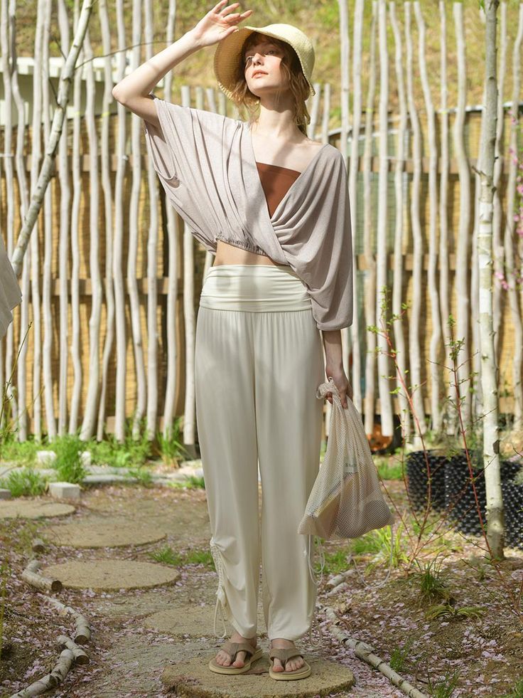 Composition : RAYON 92% + POLYURETHANE 8%Color : Off-White, BlackCountry of Origin : China Stretch Beige Harem Pants For Spring, Versatile Non-stretch Harem Pants For Spring, Versatile Harem Pants For Spring, High Waist Neutral Pants For Summer, Versatile Stretch Harem Pants For Spring, Beige Stretch Harem Pants For Summer, Versatile Neutral Summer Bottoms, Spring Versatile Wide-leg Harem Pants, Beige Harem Pants For Spring Loungewear