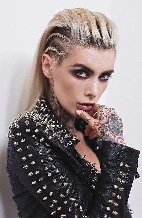 Punk Braids, Punk Rock Hair, Rock Makeup, Rocker Hair, Dutch Braid Hairstyles, Rock Hairstyles, Viking Hair, Temporary Hair Color, Punk Hair