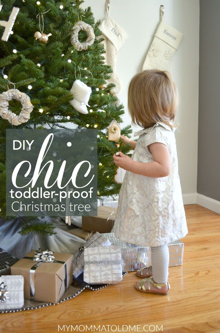 Christmas Tree Ideas Kid Friendly, Unbreakable Christmas Tree Decorations, Baby Friendly Christmas Tree, Unbreakable Christmas Ornaments, Christmas Decor Ideas Toddler Friendly, Child Friendly Christmas Tree, Toddler Friendly Christmas Decor, Christmas Tree With A Toddler, Christmas Tree Ideas Toddler Friendly