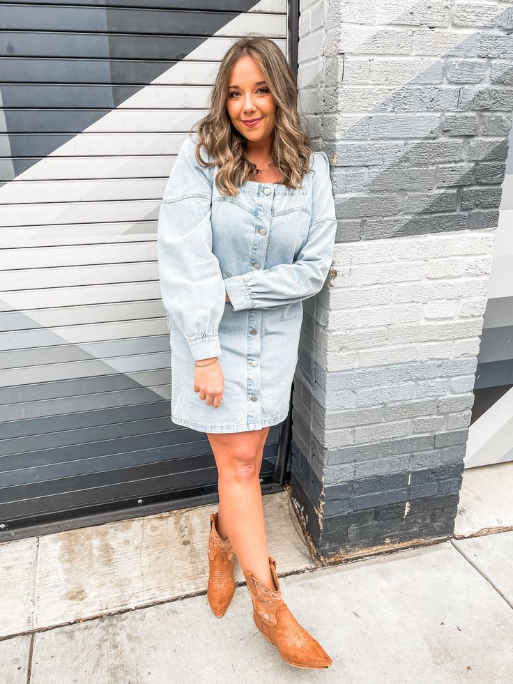 Square neck long sleeve button up denim dress with pockets. Casual Dark Wash Button-up Denim Dress, Button-up Washed Denim Dress, Dark Wash Button-up Denim Dress, Chic Denim Mini Dress With Button-up Front, Spring Medium Wash Button-up Denim Dress, Xl Dress, Square Neck, Denim Dress, Button Up