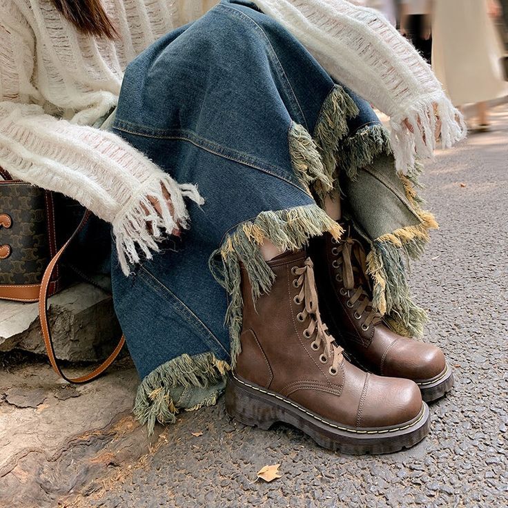 Women's Leather Lace up Ankle Boots Side Zip Chunky Combat Boots in Black/Brown Chunky Combat Boots, Oxford Boots, Buckle Ankle Boots, Leather Short, Buckle Boots, Unique Beauty, Western Cowboy Boots, Lace Up Ankle Boots, Leather Shorts