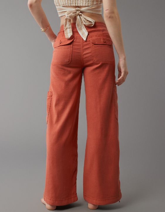 AE Dreamy Drape Linen-Blend Baggy Wide-Leg Cargo Pant Styling Baggy Cargo Pants, Colored Trousers Outfit, Drawstring Cargo Pants, Woman’s Pants, Cute Hiking Pants, Linen Pants Outfit Women, Casual Khaki Pants Outfit, Wide Leg Work Outfit, Linen Cargo Pants Outfit