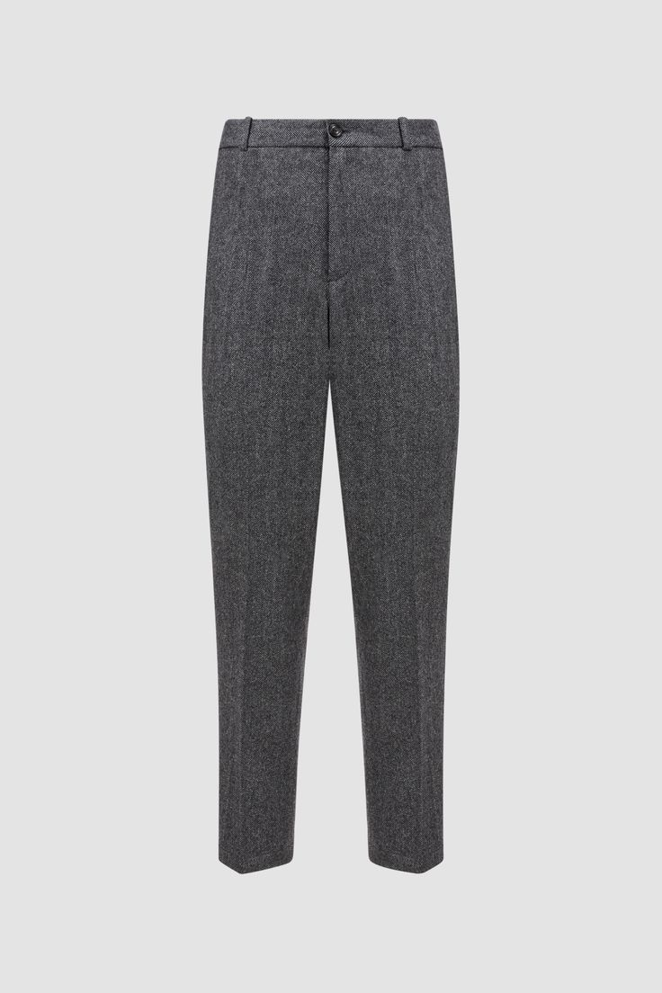 Boasting a soft yet resistant finish, these pants are crafted from a wool and nylon blend. The slacks feature a herringbone pattern in a nod to sartorial elegance. Creating a sophisticated cold weather look, they layer perfectly with a matching puffer. Classic Winter Pants With Welt Pockets, Classic Winter Pants With Belt Loops, Classic Wool Dress Pants For Winter, Tailored Winter Pants With Straight Hem, Formal Wool Pants With Herringbone Pattern, Tailored Pants With Straight Hem For Winter, Formal Winter Trousers Pants, Formal Winter Trousers, Tailored Wool Bottoms For Winter