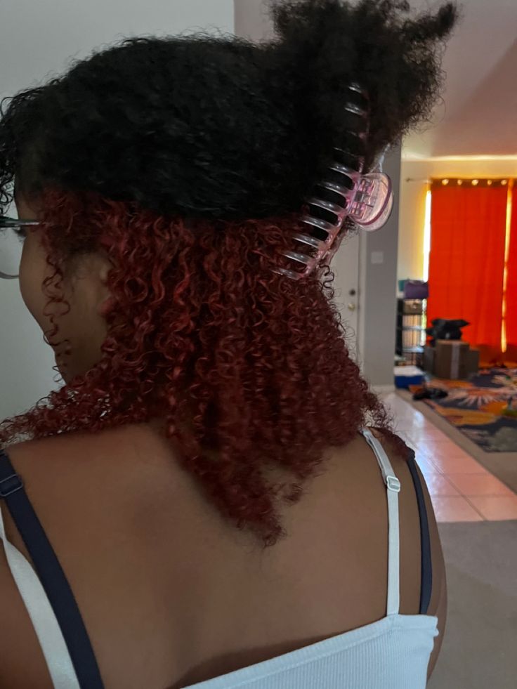 Split Dye (At home) @ only4gen Natural Hair Split Dye, Split Dye 4c Hair, Afro Split Dye, 4b Hair Dye Ideas, Red Picaboo Hair, Half Red Half Black Hair Curly, Red And Black Natural Hair, Split Dye Red Hair, Bottom Half Hair Dyed