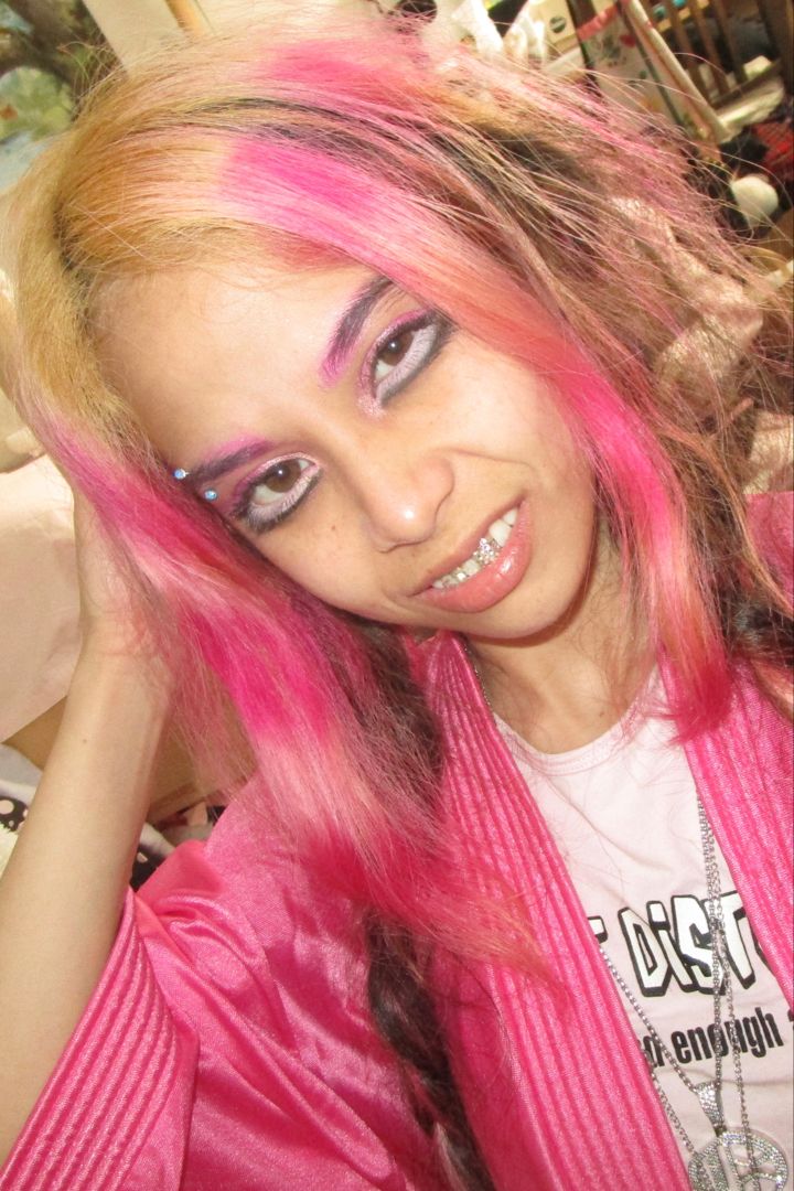 Gyaru inspired eyeliner makeup Pink Raccoon, Raccoon Tail, Eyeliner Makeup, No Eyeliner Makeup, Editorial Makeup, Creative Makeup, Eyeliner, Makeup Looks, Stripes