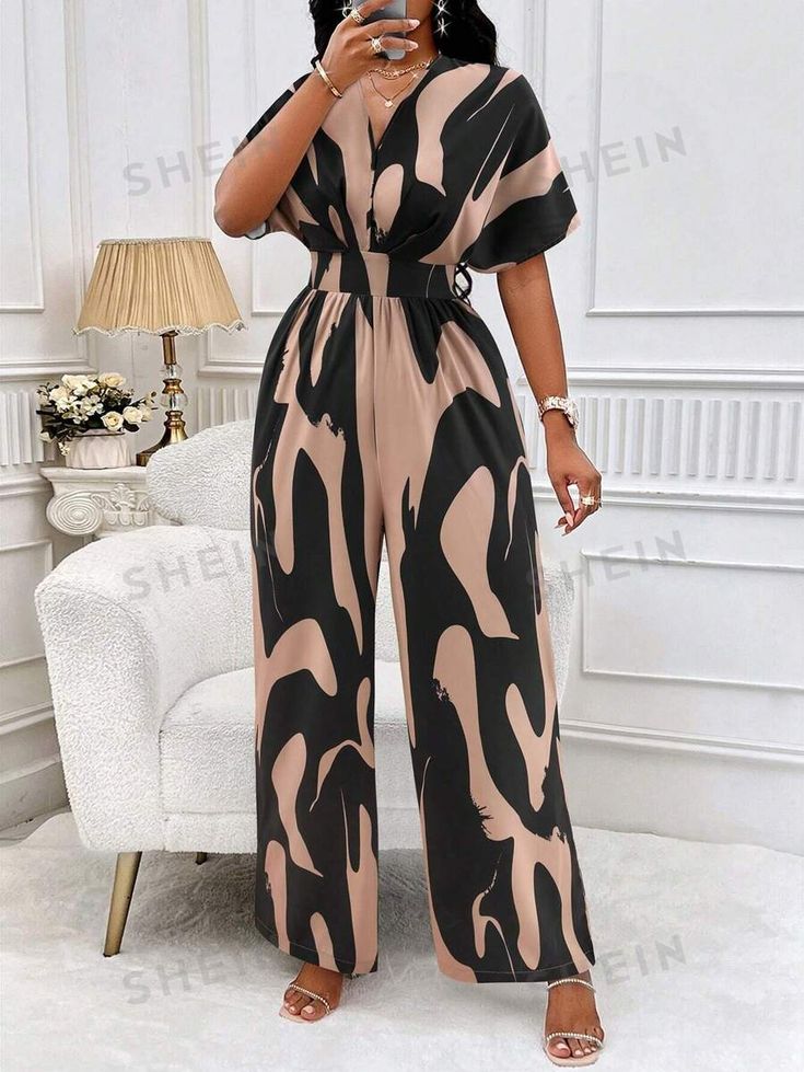 Sleeve Type:Batwing Sleeve \nStyle:Casual \nWaist Line:High Waist \nNeckline:V neck \nColor:Khaki \nType:Shirt \nPattern Type:All Over Print \nSleeve Length:Short Sleeve \nLength:Long \nFit Type:Regular Fit \nFabric:Non-Stretch \nMaterial:Fabric \nComposition:95% Polyester \nComposition:5% Elastane \nCare Instructions:Machine wash, do not dry clean,wash with the soft detergent \nBody:Unlined \nSheer:No \n Border Print Dress, Classy Short Dresses, 2piece Outfits, Long Jumpsuit, Style Jumpsuit, Jumpsuit Chic, Sleeves Clothing, Versatile Outfits, Shorts For Women