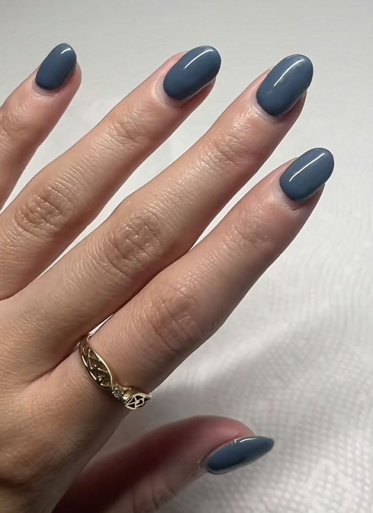 Charcoal Blue Nails, Nice Nail Polish Colors, Blue Gray Gel Nails, Dusk Blue Nails, Dusty Blue Nails Design, Steel Grey Nails, Dark Blue Grey Nails, Stone Blue Nails, Dusky Blue Nails