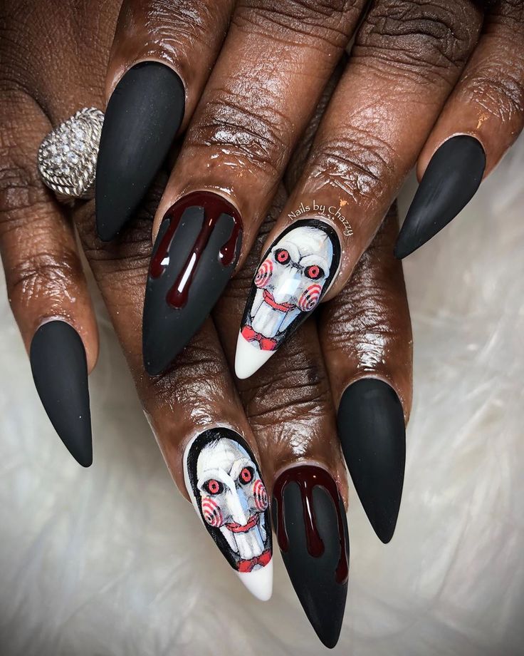 Jigsaw Nail Art, Halloween Nails Scary Movie, Jig Saw Nails, Saw Nail Art, Jigsaw Nails Halloween, Silent Hill Nails, Saw Nails Halloween, Jason Voorhees Nails, Jigsaw Nails