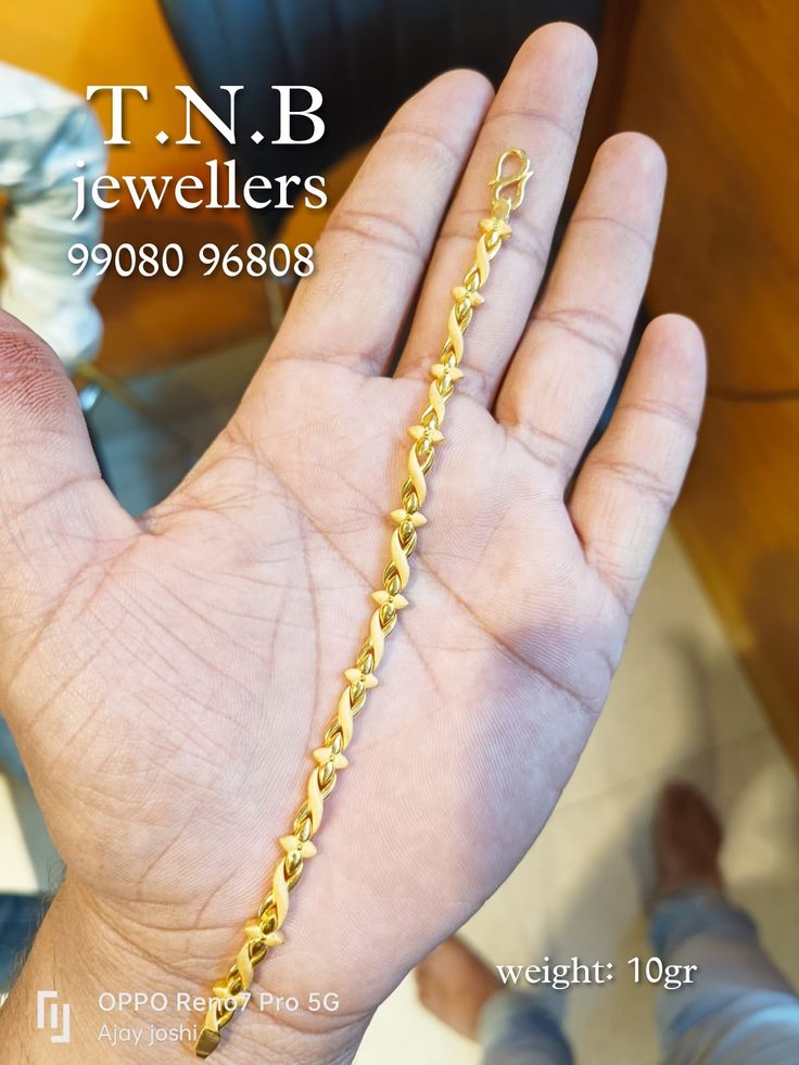 Chain Bracelet Gold For Women, Ladies Bracelets Gold Design, Latest Gold Bracelet For Women, Gold Breslet, Tiffany Bracelet Gold, Navratri Puja, Solid Gold Bangle, Bangle Design, Gold Bracelet Simple