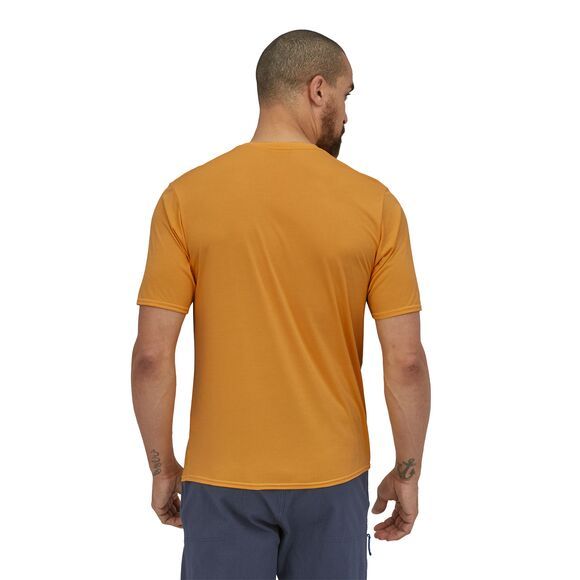 Our most versatile technical top is built for use on the trail or on the water: It’s quick drying, has stretch for mobility and comfort, plus HeiQ® Pure odor control. Made with 50-100% recycled polyester, Capilene® Cool Daily styles keep you comfortable when you’re working hard in conditions ranging from cool to hot.Details: Set-in sleeves for enhanced movement and fit Stretch fabric provides enhanced comfort during activities both in and out of water Made with miDori™ bioSoft for added wicking Technical Sports Tops In Recycled Polyester, Moisture-wicking Recycled Polyester Sports Top, Sports Tops With Moisture-wicking Recycled Polyester, Summer Moisture-wicking Tops, Breathable Tops For Summer Outdoor Activities, Functional Moisture-wicking Tops In Technical Fabric, Athleisure Anti-odor Activewear For Outdoor, Anti-odor Athleisure Activewear For Outdoor Activities, Moisture-wicking Running Tops Made Of Recycled Polyester