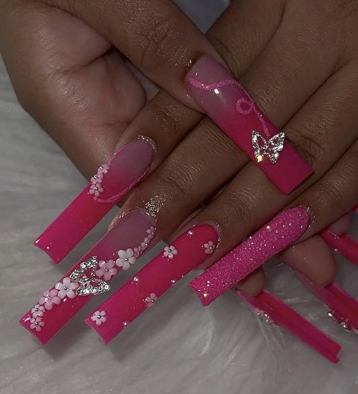 Aries Inspired Nails, Hot Pink Bling Nails, Pink Bling Nails Rhinestones, Latina Nail Designs Pink, Pink Gem Nails, Pink Acrylic Nail Designs, Pink Bling Nails, Long Acrylic Nail Designs, Long Nail Designs