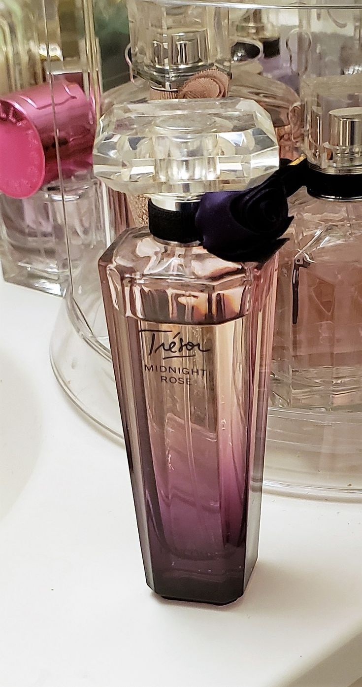 Lancôme Tresor Midnight Rose Eau de Parfum Lancome Tresor Midnight Rose, Tresor Midnight Rose, Lancome Tresor, Koleksi Parfum, Lancome Perfume, Clean Perfume, Perfume Storage, Parfum Chanel, Midnight Rose