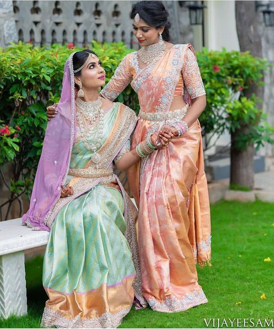 Wedding Outfits Indian Sisters, Pastel Sarees, Sister Portraits, Wedding Outfits Indian, South Indian Wedding Saree, Bridesmaid Photoshoot, Indian Bridal Sarees, Outfits Indian, Latest Saree