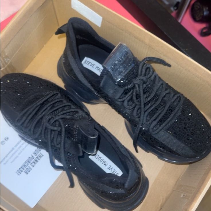 Brand New Steve Madden Elegant Black Evening Sneakers, Shoes Steve Madden, Steve Madden Shoes, Womens Shoes Sneakers, Steve Madden, Shoes Sneakers, Size 7, Women Shoes, Brand New