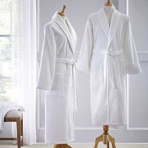 Fairfield Bath Robe - Pioneer Linens Luxury Robes, White Shawl, Lounge Style, Chic Lounge, Rolled Collar, Modern Classic Style, Classic Outfits, Shawl Collar, One Size Fits All