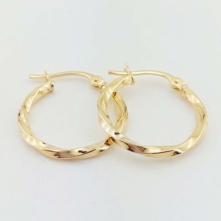 14K Real Yellow Gold Twisted Hoop Earrings - Unique  For Everyday - Handmade 18mm Hoop Earring  Shiny Dainty * Handmade *Outer Diameter :18mm(0.70 ınch) *Thickness: 2mm * The product is made of 100% 14k Solid Gold and it has a 14K or 585 stamp on item. * The package includes a gold certificate. * Every package comes in a gift box. * Ships from a small business inTurkey 14k gold does not oxidize or discolor, so you can wear your jewelry every day, anywhere! Diamond Cut Small Hoop Earrings For Everyday, Small Hoop Diamond Cut Earrings, Diamond Cut Hoop Earrings For Gift, Diamond Cut Hoop Earrings As Gift, Everyday Hallmarked Hoop Huggie Earrings, 14k Gold Hoop Earrings With Lever Back, Cheap Gold Tarnish-resistant Hoop Earrings, Everyday Yellow Gold Tarnish-resistant Hoop Earrings, Elegant 14k Gold-filled Tarnish-resistant Hoop Earrings