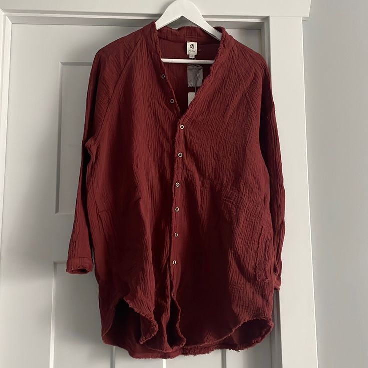 Oversized Maroon Linen Button Up. Size Small. Frayed Hem Oversized Red Button-up Blouse, Oversized Red Button-up Tops, Oversized Red Tops With Button Closure, Red Oversized Top With Button Closure, Red Oversized Buttoned Tops, Oversized Red Tops With Buttons, Red Button Closure Shirt For Daywear, Red Shirt With Button Closure For Daywear, Red Buttoned Tops For Daywear