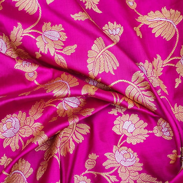 Indulge in timeless elegance with Khinkhwab's exclusive range of Katan Silk Handloom Banarasi Dupattas. Made with exquisite craftsmanship and intricate designs, each piece is sure to elevate your style quotient. Add a touch of luxury to your wardrobe and make a statement with this stunning Pure Katan Silk Banarasi Handloom Dupatta, perfect for weddings, parties, and special occasions. Elegant Tussar Silk Dupatta With Meenakari, Luxury Dupatta With Traditional Drape, Luxury Dupatta For Festivals, Formal Silk Dupatta With Motifs, Traditional Brocade Saree For Formal Occasions, Elegant Brocade Saree For Eid, Elegant Formal Traditional Wear With Motifs, Formal Dupatta With Traditional Drape And Motifs, Formal Art Silk Saree With Motifs