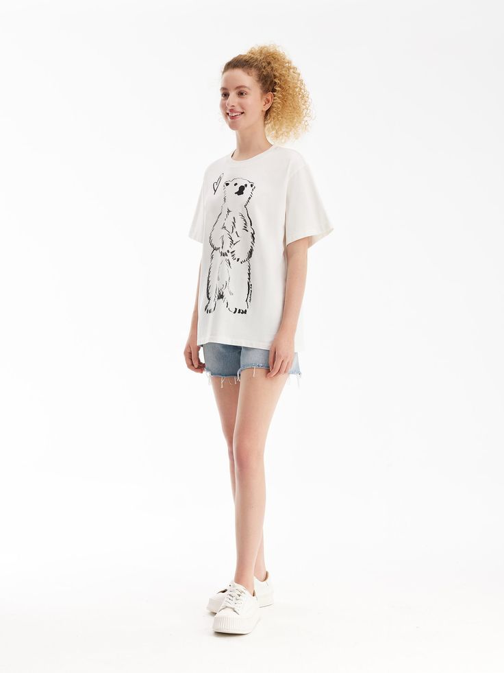 Details: The classic, versatile and cute Bear Sketch T-Shirt.The Greenland animal representative polar bear on the chest is presented in the form of sketch print, which is cute and soft.The diamonds on the chest make it a perfect fit.Contoured, off-the-shoulder fit Materials & Care: Cotton 73.4 %Viscose 26.6% Hand wash | Dry clean Do not bleach Size & Fit: Model is 5'7", Bust 32, Waist 24, Hips 35, wearing a size S Item #: JN2TE16 Bear Sketch, Denim Jean Dress, Chic Business Casual, Cute Bears, Spring Collection, Skirts For Sale, Shirt Sale, Jeans Dress, Winter Collection