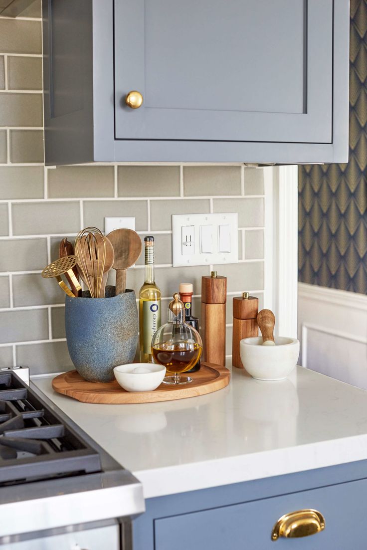 the kitchen counter is clean and ready to be used as a cooking area for cooking