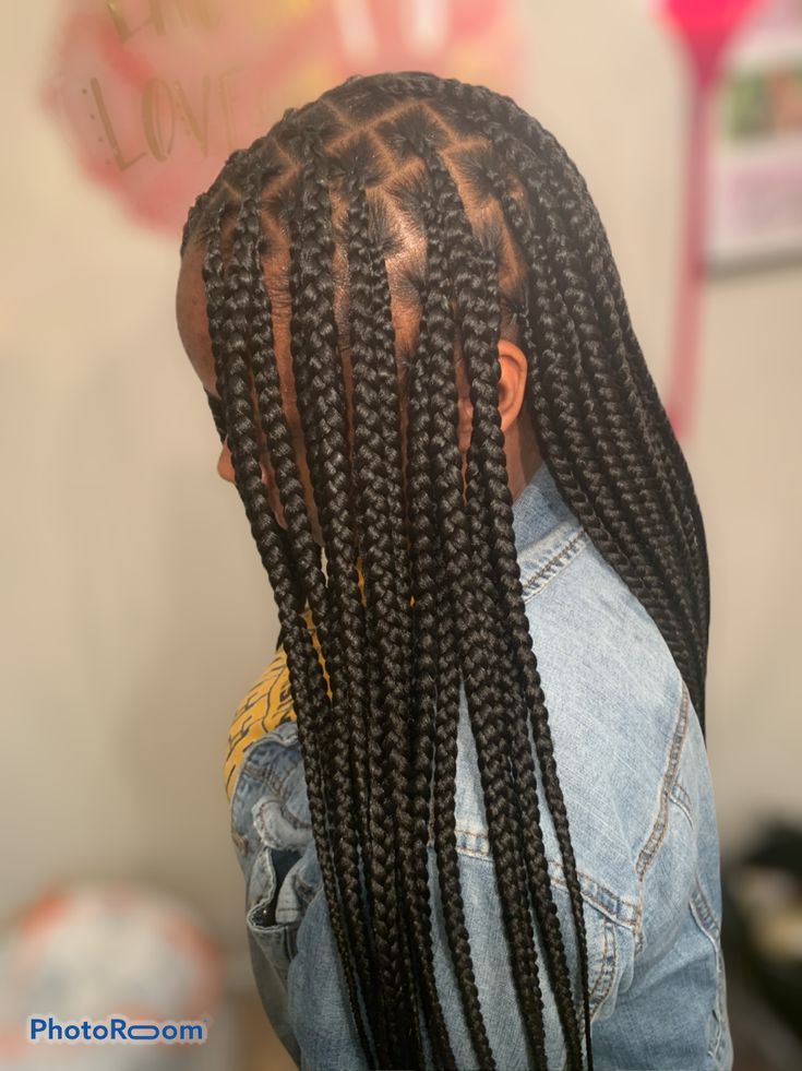 Medium Large Knotless Box Braids Long, Medium Large Braids, Medium Large Knotless Box Braids, Medium Knotless Box Braids, Large Braids, Extension Hairstyles, Large Knotless, Knotless Box Braids, Braided Hairstyles For Black Women Cornrows