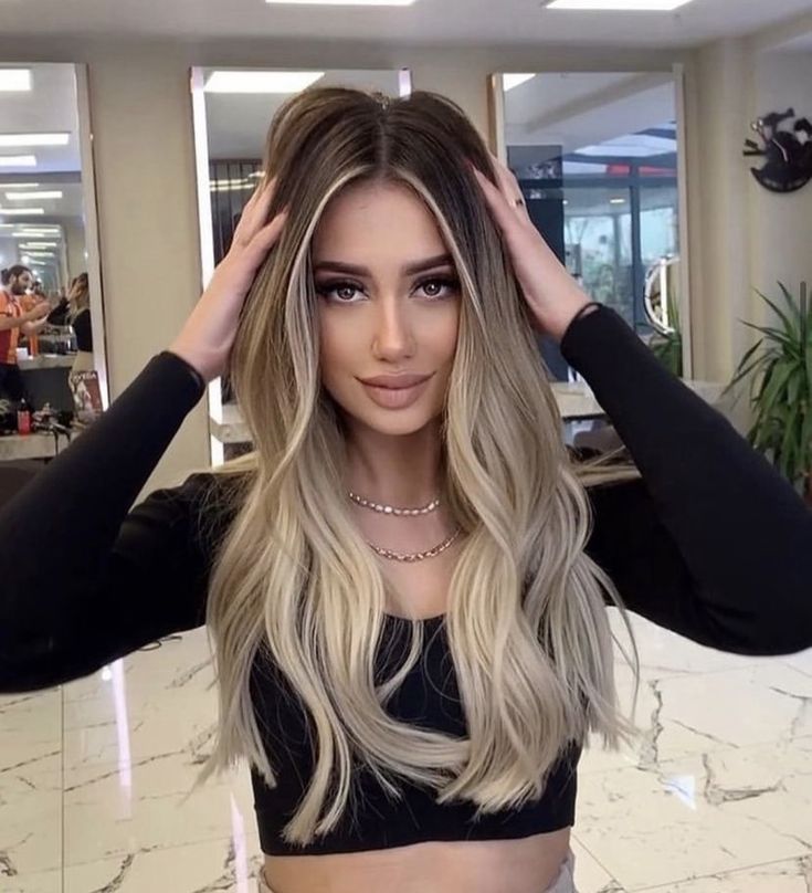 Ombré Hair Blonde, Ombré Blonde Hair, Ombre Blonde Hair, Blonde Looks, Baylage Hair, Sombre Hair, Blonde Hair With Roots, Ombre Hair Blonde, Brunette Hair With Highlights