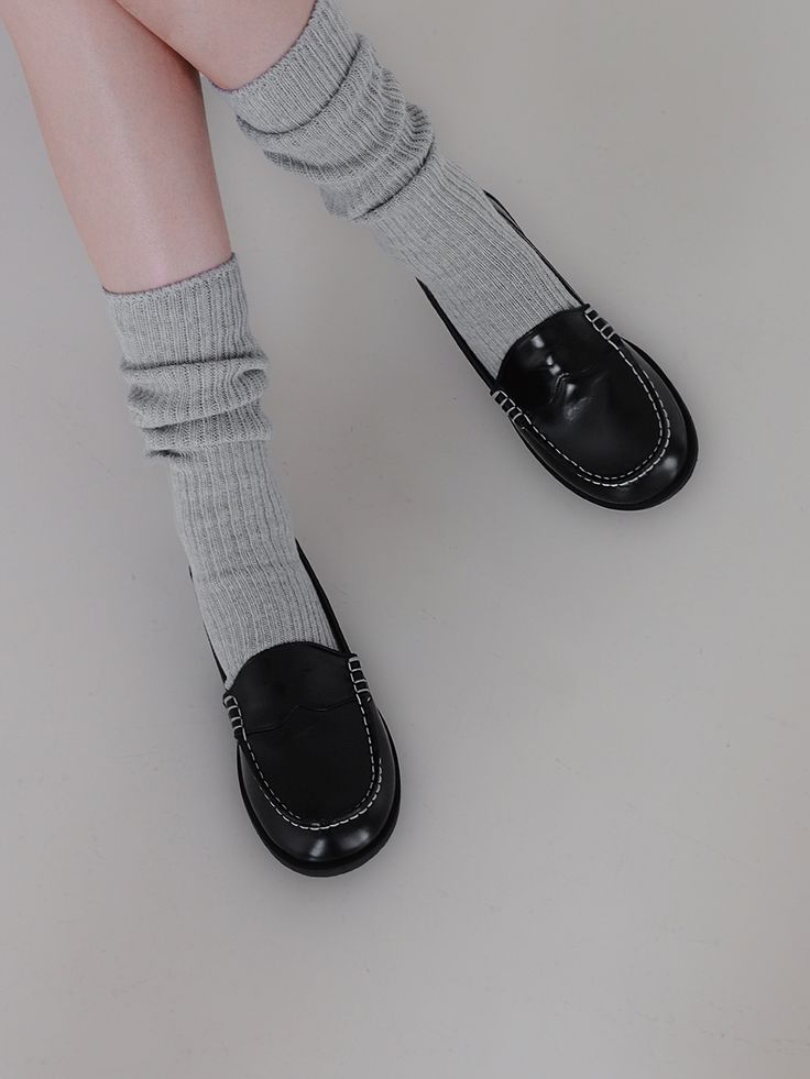 Editor's NotesMOL:pin presents sophisticated footwear that gives off a stylish mood.- Soft and glossy surface loafer- Thick and durable stitch line- Basic and simple loafer design- Soft and durable sheep leather usedMeasurements(in.)- Size: KR 225MM - KR 255MM (US 5.5 - 8.5)- Heel Height: 0.39 in.Composition & Care- Upper: Sheep Leather  Lining: Pig Skin- Natural leather may have fine scratches and wrinkles- Bright leather can get stained by denim or dark outfits- Pen and bond marks may occu Winter Formal Leather Loafers, Formal Leather Loafers For Winter, Winter Leather Loafers With Round Toe, Classic Slip-on Platform Loafers With Round Toe, Winter Workwear Loafers With Round Toe, Leather Business Loafers For Winter, Winter Business Leather Loafers, Winter Leather Loafers With Flat Heel, Flat Heel Loafers For Workwear In Winter