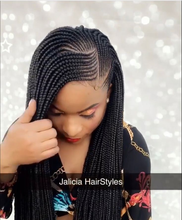 Fulani tribal braids Jalicia Hairstyles, New Braided Hairstyles, Latest Hair Braids, Bob Braids Hairstyles, Styling Wand, Single Braids, Bob Braids, Braided Cornrow Hairstyles, Dope Hairstyles