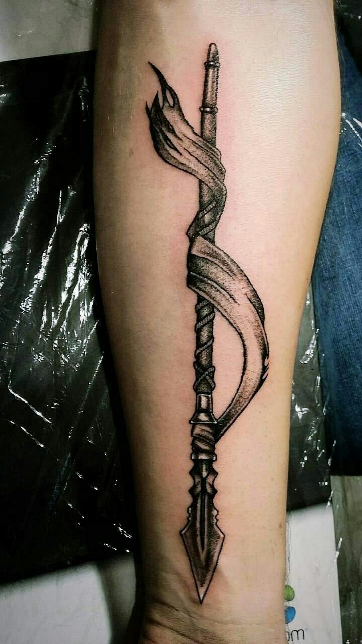 Tip Of The Spear Tattoo, Dragon Arrow Tattoo, Spear Tattoo For Women, Draupnir Spear Tattoo, Spear Of Destiny Tattoo, Indian Spear Tattoo, Roman Spear Tattoo, African Spear Tattoo, Viking Spear Tattoo