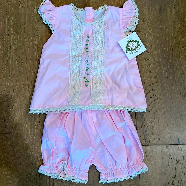 Pink Set With Floral Appliqu, Ruffled Sleeves, And Lace On Front. Buttons On Back. Nwt Fitted Cotton Sets For Dress-up, Short Sleeve Playwear Sets With Ruffles, Pink Playtime Sets With Ruffles, Spring Cotton Sets With Lace Trim, Summer Cotton Sets For Dress-up, Cotton Summer Dress-up Sets, Summer Cotton Dress-up Sets, Cotton Sets With Lace Trim For Spring, Summer Dress-up Sets With Ruffles