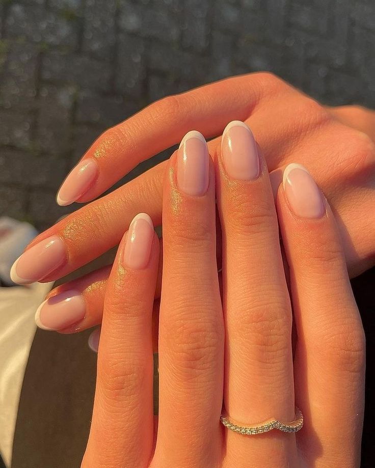 Almond Nails French Tip And Solid, Almond Nails French, Natural Looking Nails, Gel Nails French, Engagement Nails, Natural Acrylic Nails, Minimal Nails, French Tip Acrylic Nails, Casual Nails