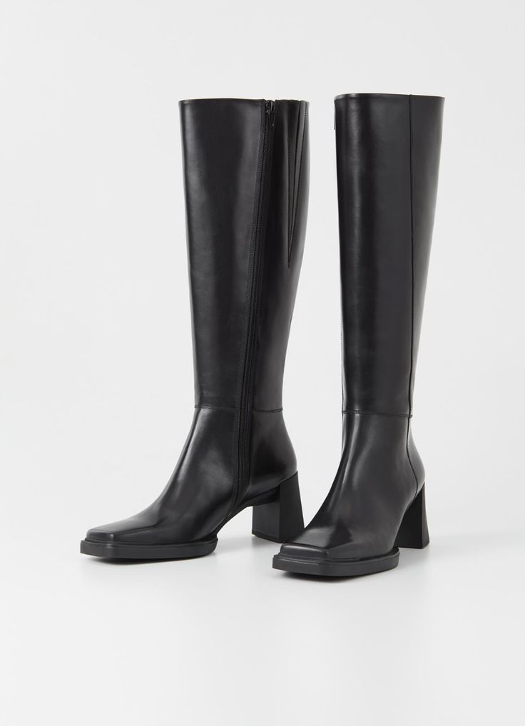 Edwina - Black Boots Woman | Vagabond Black Boots Woman, Tall Black Boots Outfit, Tall Boots Outfit, Tall Black Leather Boots, Vagabond Boots, Long Black Boots, Black Boots Outfit, Stretch Boots, Ankle Stretches