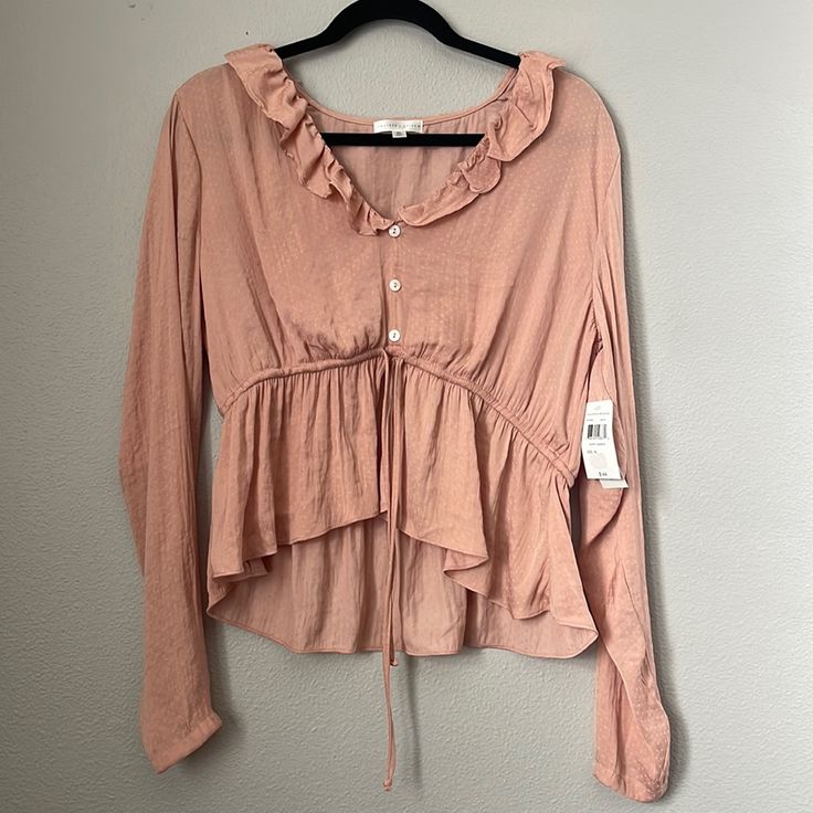 Brand New, Tags Attached, Women’s Size Xl, Society & Stitch Ruffle Front Blouse In Mauve. Casual Pink Blouse With Ruffle Hem, Pink Ruffled Tops For Daywear, Pink Long Sleeve Top With Ruffle Hem, Corduroy Blouse, Urban Outfitters Top, Lace Sleeve Top, Teal Top, Black Off Shoulder, Popover Shirt