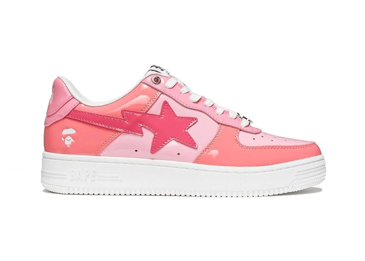 Bape Star, Bape Shoes, Bape Sneakers, Bape Sta, Hello Kitty Shoes, Chique Outfit, Ape Bape, Pretty Shoes Sneakers, Camo And Pink