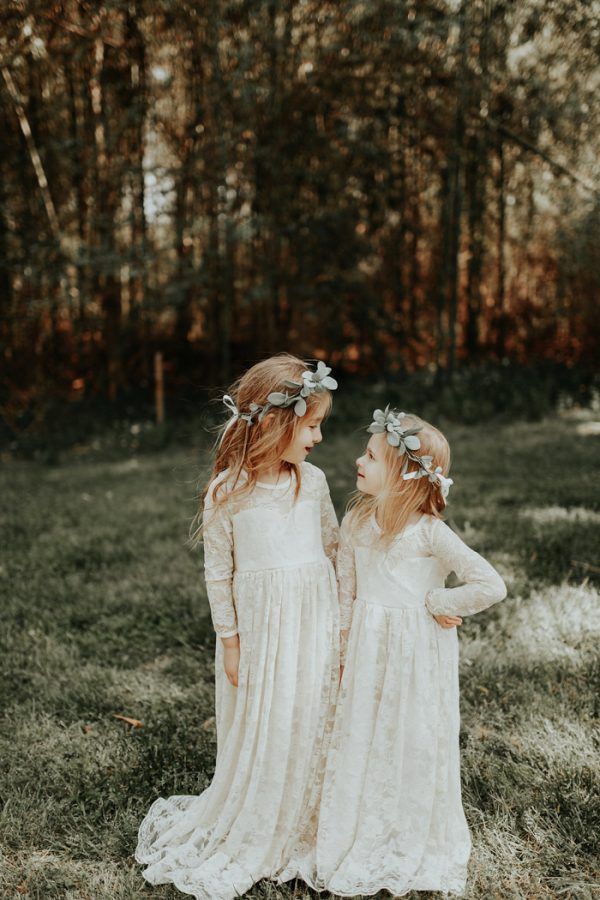 46 Flower Girls To Make Your Heart Skip A Beat #flowergirlfashion #kidsinweddings #flowergirldresses Boho Flower Girl, Long Flower Girl Dresses, Rustic Flower Girls, Cheap Flower Girl Dresses, Cheap Flowers, Vintage Girls Dresses, White Flower Girl Dresses, Country Dresses, Flower Girl Dress Lace