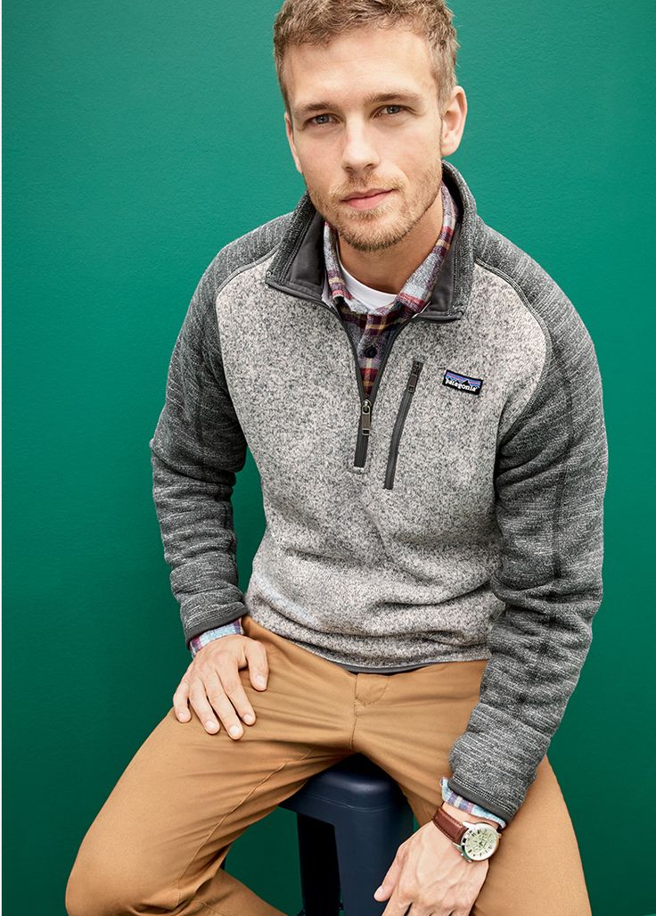 Patagonia is so in right now! Warm & a fashion statement. Patagonia Style Mens, Men’s Patagonia Outfit, Quarter Zip Pullover Outfit Men, Patagonia Sweater Outfit, Patagonia Outfit Mens, Quarter Zip Pullover Outfit, Mens Southern Style, Better Sweater Outfit, Quarter Zip Outfit