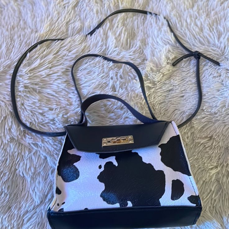 Nwot Women�’s Cow Design Bag, Black/White $13 Final Trendy Cow Print Bags For Everyday Use, Casual Cow Print Bags For Daily Use, Black Bag With Cow Print For Everyday Use, Cheap Everyday Cow Print Bags, Leather Cow Print Bag For Everyday Use, Rectangular Cow Print Travel Bag, Cow Print, Mini Bag, Cow