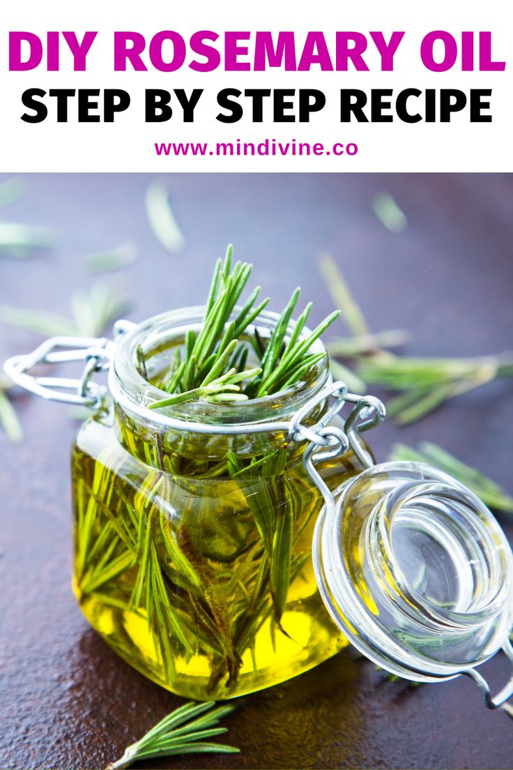 Diy Rosemary Oil, Make Rosemary Oil, Infused Oil Recipes, Homemade Essential Oils, Rosemary Oil For Hair, Diy Essential Oil Recipes, Making Essential Oils, Rosemary Oil, Infused Oils