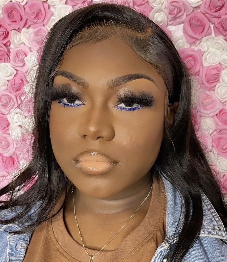 Casual Makeup Looks For Prom, Blue Under Eye Makeup Black Women, Royal Blue Makeup Looks Black Women Prom, Blue Birthday Makeup, Hoco Eye Makeup, Royal Blue Makeup Looks Black Women, Makeup Looks For Green Dress, Makeup Looks Birthday, Blue Makeup Looks Black Women