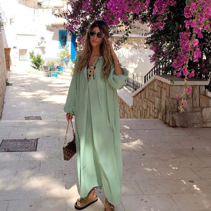 Super Trendy Green Kaftan. Really Pretty Summer Color! Perfect For A Beach Trip Or Vacation! Pair It With A Belt And Some Cute Esperadillas! Material: 100% Elastane Shell 100% Polyester H&m Bohemian Maxi Dress For Summer, H&m Summer Maxi Dress For Beach, H&m Bohemian Spring Dresses, H&m Bohemian Long Sleeve Dresses, H&m Beach Dresses For Spring, Elegant H&m Beach Dress, Casual H&m Maxi Dress For Summer, H&m Casual Summer Maxi Dress, H&m Casual Flowy Maxi Dress