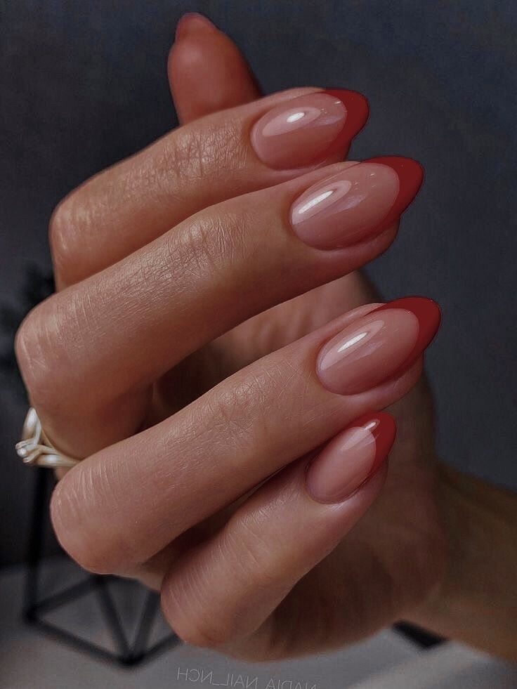 Wedding Nails With Red Accent, Res French Tip Nails Short, Vintage French Tip Nails, Color Nail Tips French Fall, Terracotta French Tip Nails, Mail French Tip, Light Red French Tip Nails, Clear Nails With Red Tips, Mail Inspo Almond Fall