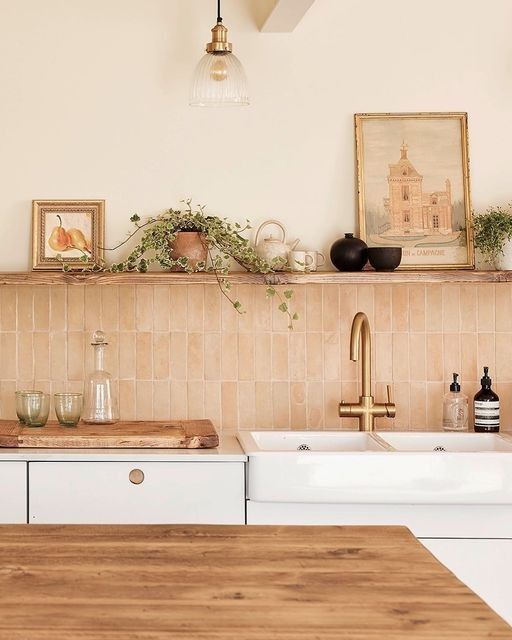 the kitchen counter is clean and ready for us to use