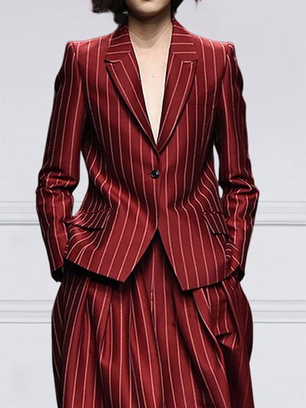 Striped Long Sleeves Loose Notched Collar Outerwear Blazer Wine Red Jacket, Fall Blazer, Stripe Outfits, Lapel Blazer, Stylish Jackets, Striped Blazer, Notched Collar, Blazer Buttons, Colored Blazer